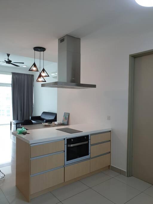 Direct Qbm & Ikea *Highfloor Sunrise Seaview Condo Bayan Lepas Kültér fotó
